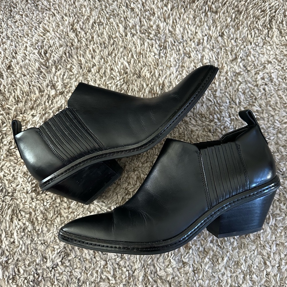 Via Spiga Black Genuine Leather Ankle Boots
